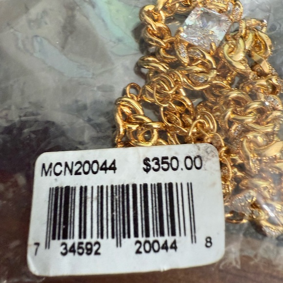 Macy's Emerald-Cut Cubic Zirconia Cable Link Necklace in Gold-Tone MSRP $350 NWT - Picture 8 of 8